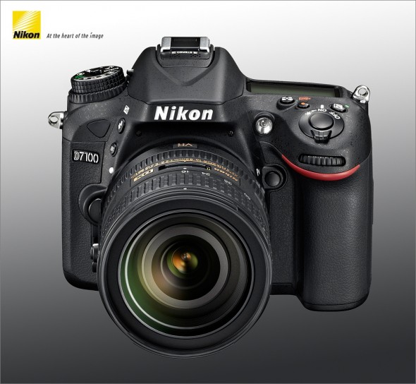 Nikon D7100 - LEFT - Front - Top